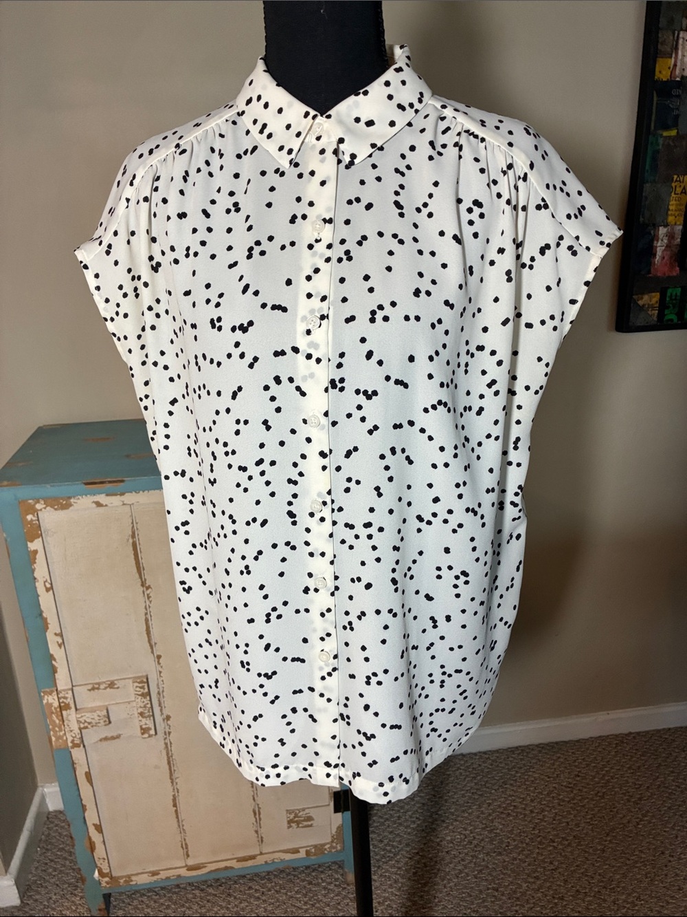 LOFT White Button-Front Cap Sleeve Blouse with Black Dot Print
